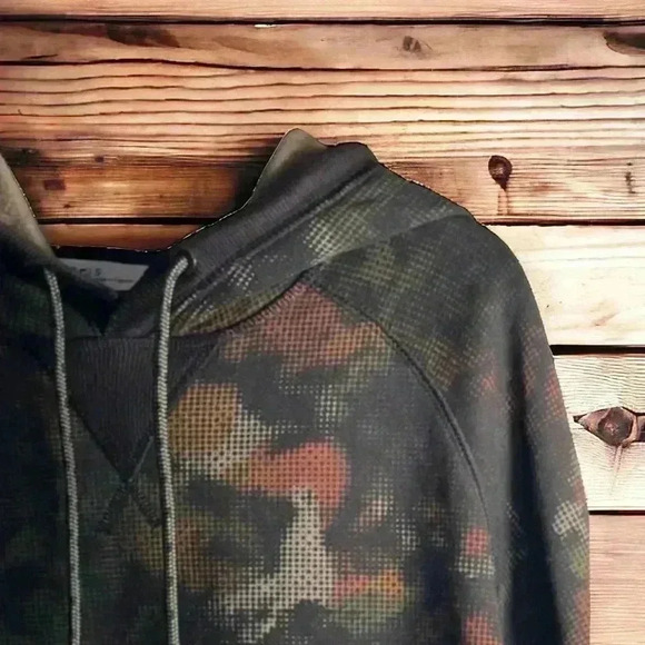 Dick’s Sporting Goods DSG New With Tags men’s size small camo hoodie. - Picture 3 of 3